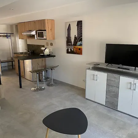 Apartament Avec Terrasse Au Calme Centre - Neg1 Cannes