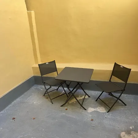 Apartmán Avec Terrasse Au Calme Centre - Neg1